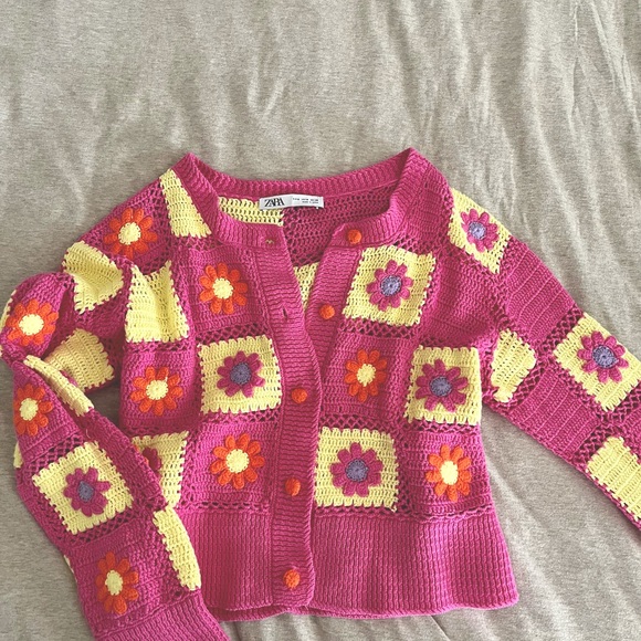 Vintage style Zara cropped crochet cardigan - Picture 2 of 3